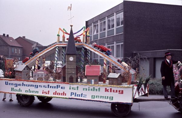 1977